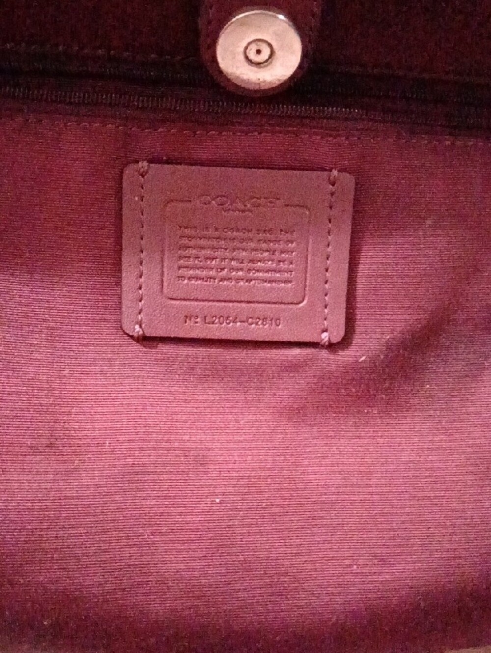 Coach City Signature Canvas Tote Bag with 'LOVE' Graphic Creed: L2064-C2810 - Picture 9 of 9